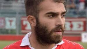 Com a degola parcial, o jogador teve parte. Antigo Jogador Do Parma Morre De Paragem Cardiaca Em Jogo De Homenagem Pela Morte Do Irmao Italia Jornal Record