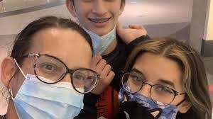 Heather Locascio's Instagram, Twitter & Facebook