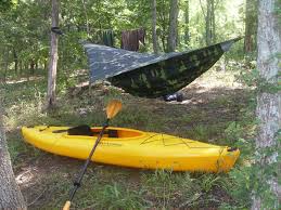Tom describes the features and fabrics of a hammock that combines the best features of a large,, light weight hammock that support anyone up to 300 lbs and 7. Camo Hennessey Hammock Hammock Forums Gallery