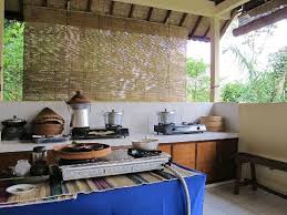 Anda dapat menggabungkan antara desain dapur tradisional dengan dapur modern. 31 Peralatan Dapur Modern Dan Tradisional Terkini