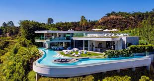 James bought another house in brentwood in 2015, a relative bargain at just a shade under $21 million. No Lebron James Didn T Buy This 52 Million Mansion Los Angeles Times