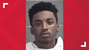 Bowen's Pharmacy in Griffin robbed; 6 charged