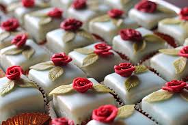 Pin By Lubia Cano On Ny Bakeries Markets Cake Sweet Cakes Mini Cakes