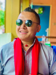 Lavalungsur Lama დაამატა ახალი ფოტო.