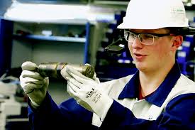 In Industriepark Höchst, smart glasses are successfully used in the  maintenance industry