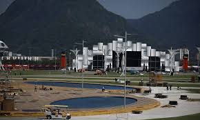 O cantor justin bieber e a cantora demi lovato foram confirmados como primeiras atrações da edição do rock in rio de 2022. Rock In Rio E Adiado Para 2022 No Brasil E Em Portugal Jornal O Globo