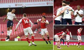 Arsenal football club highbury house 75 drayton park london, n5 1bu. Manchester City Make It 18 Victories In A Row Thanks To Raheem Sterling S Winner At Arsenal Daily Mail Online