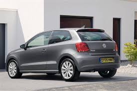 It is a very smart looking car in black with red and grey upholstery, and. Volkswagen Polo 2009 2014 Used Car Review Car Review Rac Drive