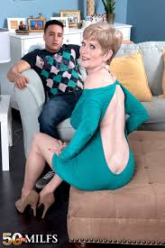 A dick for Sindee Dix - Sindee Dix and Rocky (47 Photos) - 50 Plus MILFs