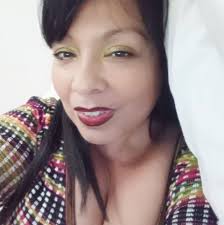 Where can I find a good burger and chilli cheese fries 🤤🤤 Tia 😋