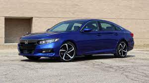Honda accord 2019 sport features, prices, customer reviews, lease deals & more! 2019 Honda Accord Review The Driving Enthusiast S Family Sedan Roadshow