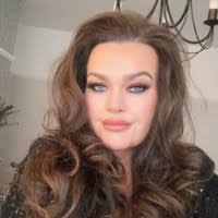 20+ "Siobhan Johnston" profiles