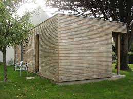 Construction D Une Extension Originale En Ossature Bois Dans Le Golfe Du Morbihan Sur Une Maison Neo Bretonne Nous Ossature Bois Maison Bois Toiture Terrasse
