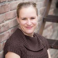 Angela Hartwell's Instagram, Twitter & Facebook