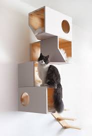 Catissa We Create Things For Cats Maison De Chat Arbre A Chat En Bois Arbre A Chat