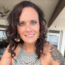 Khalilah Thompson's Instagram, Twitter & Facebook