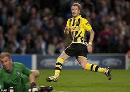 Today's dortmund vs man city clash is being shown on the new paramount plus streaming service, formerly cbs all access. Manchester City V Borussia Dortmund And Arsenal V Olympiacos Live Daily Mail Online