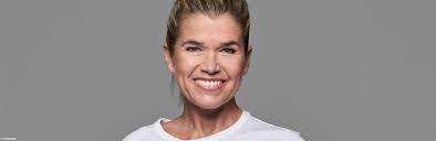 Ich liebe es kurt krömer mirko nonchev wigald boning horst sträter. Anke Engelke Ich Bin Gerade Ein Ziemlicher Gluckspilz Quotenmeter De Mobile