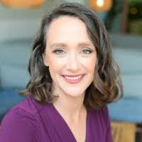 Phoebe Crouch's Instagram, Twitter & Facebook