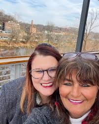 Lanez Florist & Gifts, Inc....