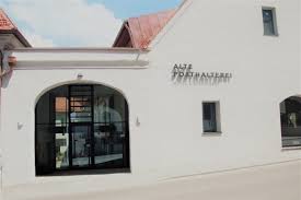 frisch renoviert hotel alte posthalterei zusmarshausen altes haus modern