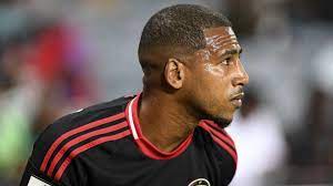 How in-form Kaizer Chiefs striker Ashley du Preez convinced Dean van Rooyen  to join Orlando Pirates | Goal.com South Africa