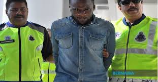 May 17, 2019 · kematian ketua jururawat hospital serdang siti kharina mohd kamarudin adalah akibat luka hirisan di leher, kata polis. Lelaki Warga Nigeria Mengaku Tidak Bersalah Bunuh Siti Kharina