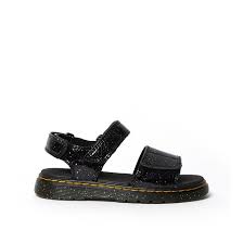La colonne var. représente la variation entre les 2 années de cette colonne. Sandalen Romi J Schwarz Dr Martens La Redoute