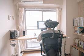 スタンディングデスクのレビュー 書斎に導入した感想 自作の天板が使えるのが嬉しい スタンディングデスク デスク 書斎