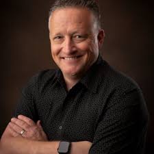 DAN ELLIOTT'S ROOFING COMPANY