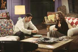 Find out where to watch full episodes online now! Rachel Green Jennifer Aniston Ross Geller David Schwimmer Friends Episode Stills Season 1 Episode 1 Friends Moments Ross And Rachel Friends Tv Show