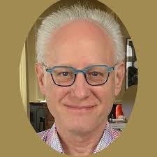 Lisa Maupin's Instagram, Twitter & Facebook