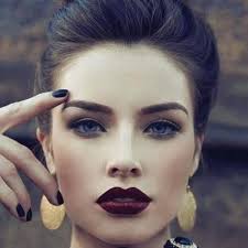 Alison Fleury (@lLaaly76)