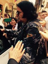 Renato zero is a member of the following lists: Renato Zero Fans Photo Andrea Arriga Dago Fotogallery