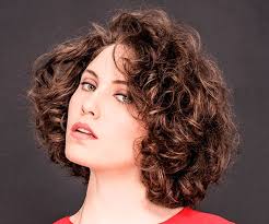 Tagli Di Capelli Medi Ricci Acconciature Popolari 2018