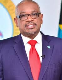 I don't care what anyone says. Minnis was and is a better M.P. than  Christie and Davis. Their constituencies speak for themselves. And he was a  better P.M. than Christie.