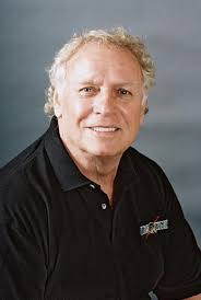 Создатели сериала Мэнникс