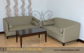 Karena harga murah hanyalah produk yang tidak berkualitas jadilah kastemer yang smart dan mahal selamat berbelanja dan terimakasih uda mempercayakan produk dari@gelisjaya furniture. Sofa Minimalis Kulit Set Ruang Keluarga Bandung Harga Murah Set Ruang Keluarga Mebel Ruang Keluarga