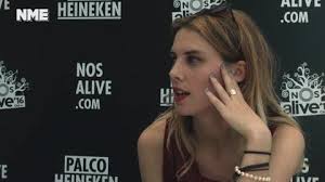 Ellie rowsell, singer, wolf alice. Nos Alive 2016 Wolf Alice S Ellie Rowsell On New Music Youtube