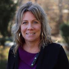 Angie Taplin's Instagram, Twitter & Facebook