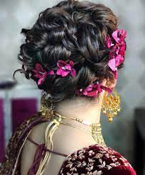 Simple Hair Buns For Sarees Lehengas To Style Up Your Looks Messy Hairstyles Bun Hairstyles Easy Hairstyles