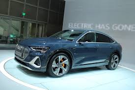 Second electric audi emotional and powerful: Audi E Tron Sportback Is Dynamic And Electric Motor Illustrated