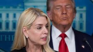 Private Credit Eases Off Mega Loan Deals as Banks Regain Ground