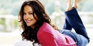 On november 7, 2017, ashley judd, edward james olmos and several others were cast in the film. Who Is Ashley Judd Dating Ashley Judd Boyfriend Husband