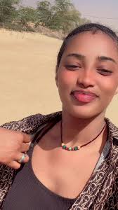 Expressive Sign Language Performance in Scenic Setting