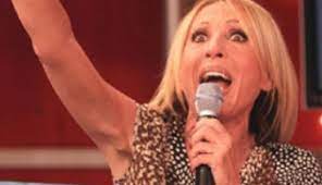 Laura Bozzo Algun Dia Tuvo 18 Anos Y Sus Fotografias Son Sorprendentes Radioacktiva Com