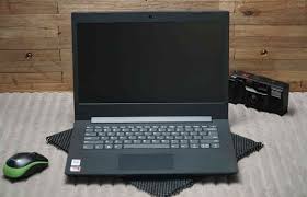 It is powered by a apu quad core a6 processor and it comes with 8gb of ram. 5 Rekomendasi Laptop Lenovo Di 2020 Harga Di Bawah Rp5 Juta