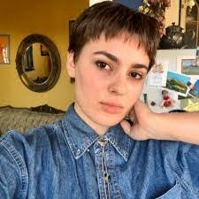 Mallory Falk's Instagram, Twitter & Facebook