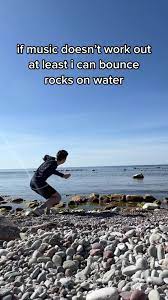 images?q=tbn:ANd9GcSBoq5uD9XlNQ2BBlFra1R