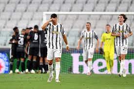 Juventus football club, colloquially known as juventus and juve (pronounced ˈjuːve), is a professional football club based in turin, piedmont, italy, that competes in the serie a, the top tier of the italian football league system. Yuventus Lion 2 1 Obzor Matcha Ligi Chempionov 7 Avgusta 2020 Goda Chempionat